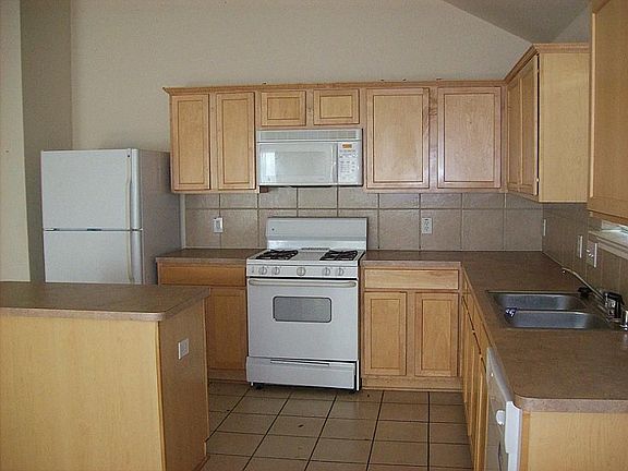 3rd image of 7419 Cragmont Bridge Dr