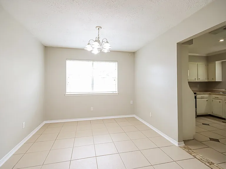 4306 Hickorygate Dr — Photo 5