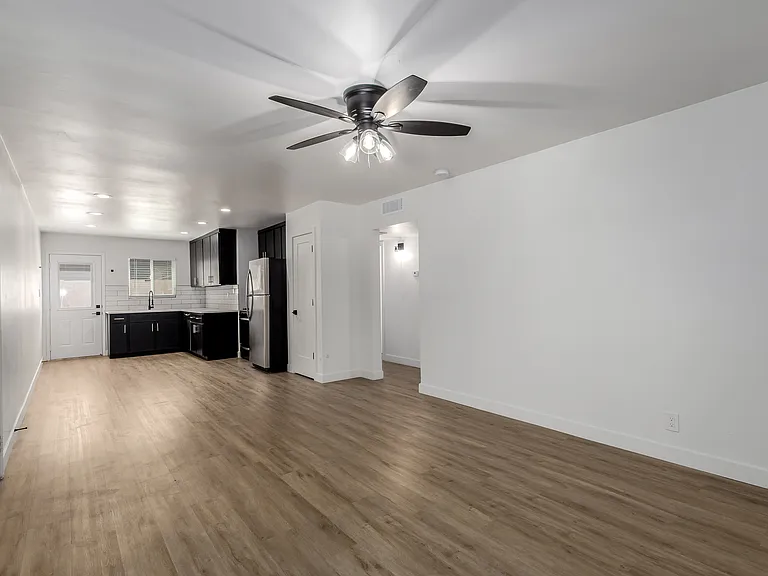 4120 N 45th Pl — Photo 9