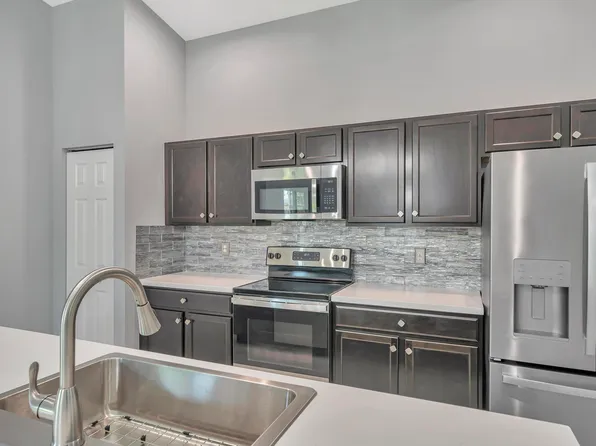 1701 SE Flintlock Road, Port St Lucie, FL 34952