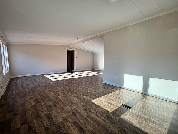 5th image of 5861 Luckeys Bridge Road