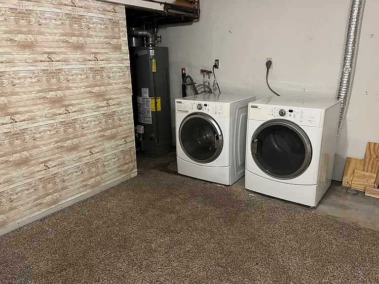 16 Caesar Dr — Photo 6