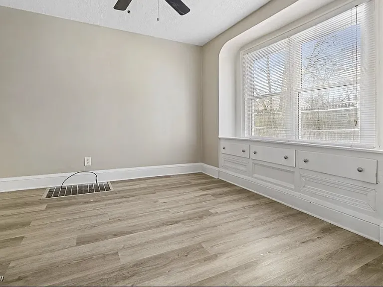 625 Wyandot Ave — Photo 6