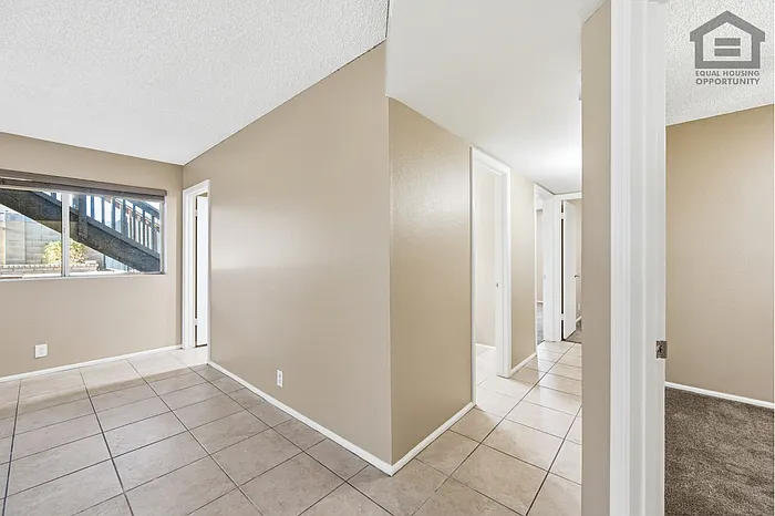 7202 W Corrine Dr — Photo 36