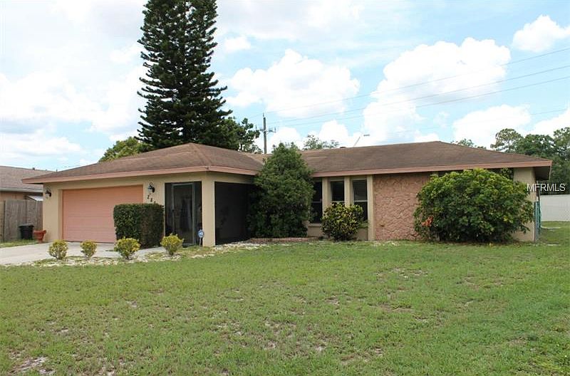 1st image of 2805 Indianwood Dr
