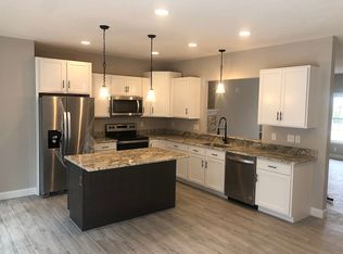 8-10 3rd St, Chelmsford, MA 01824