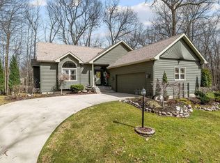 51374 Streamwood Ct, Granger, IN