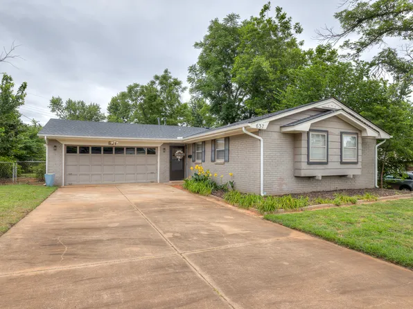 637 E 27th St, Edmond, OK 73013
