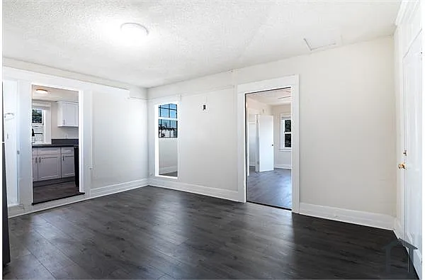 Building Photo - 431 E 29th St #4