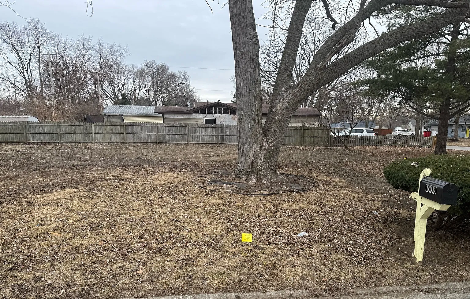 1608 Carolyn Dr photo 1