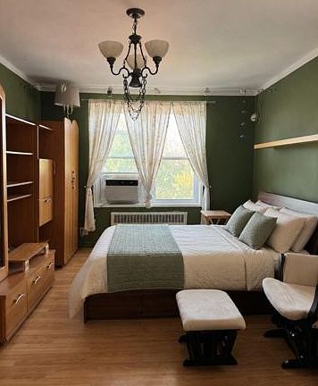 3rd image of 8455 Daniels St APT 5H
