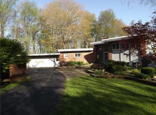 1154 Ridgemont Dr, Meadville, PA 16335