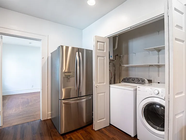 415 N Winnetka Ave — Photo 11