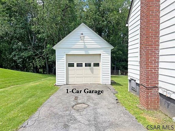 2nd image of 1770 Jaffa Dr