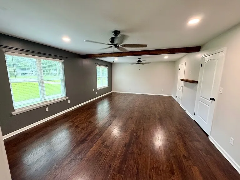 121 Country Dr — Photo 7