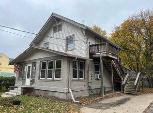 1109 42nd St APT 2, Des Moines, IA 50311