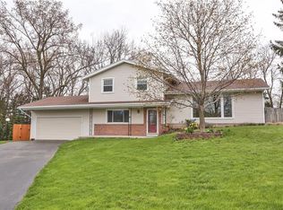 74 Brush Hollow Rd, Rochester, NY 14626