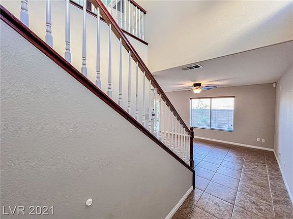 4th image of 9458 Diamond Bridge Ave