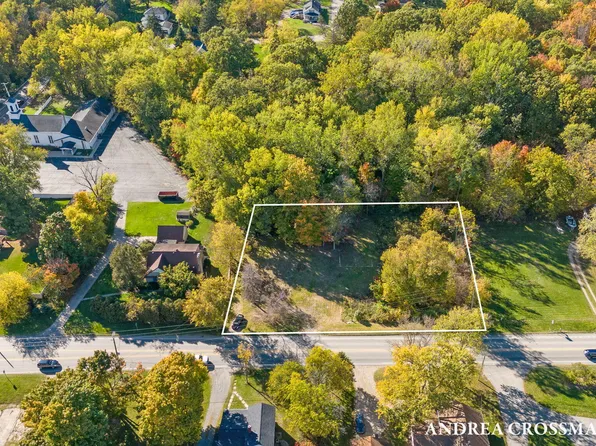 13665 68th Ave, Coopersville, MI 49404