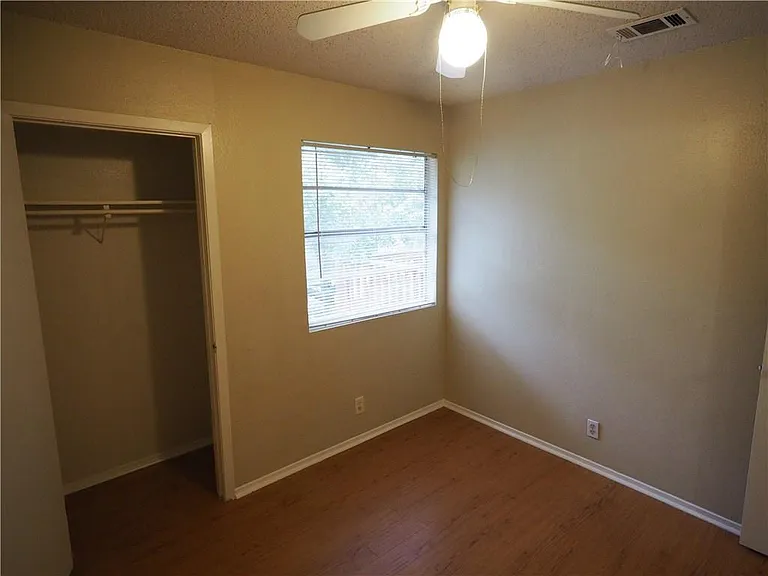 4303 Acropolis Ct #D — Photo 10