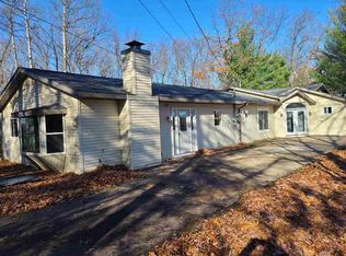 208 Black Squirrel Dr, Houghton Lake, MI 48629