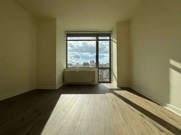 1 Morningside Drive image 13 of 17