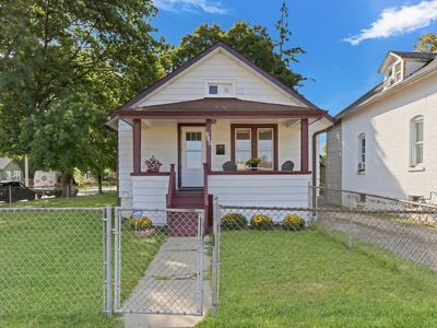 318 S Butrick St, Waukegan, IL, 60085