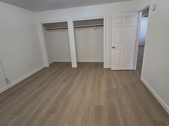 4th image of 2420 45th Ave