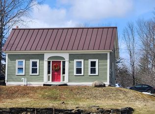 51 W Hill Pond Rd, Marshfield, VT 05658