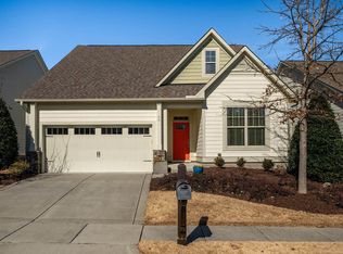 66 Copper Lantern Dr, Chapel Hill, NC 27516
