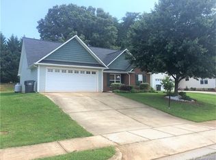 184 Tarrington Dr, Statesville, NC 28625