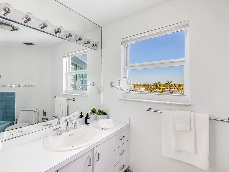 4925 Collins Ave #5F — Photo 16