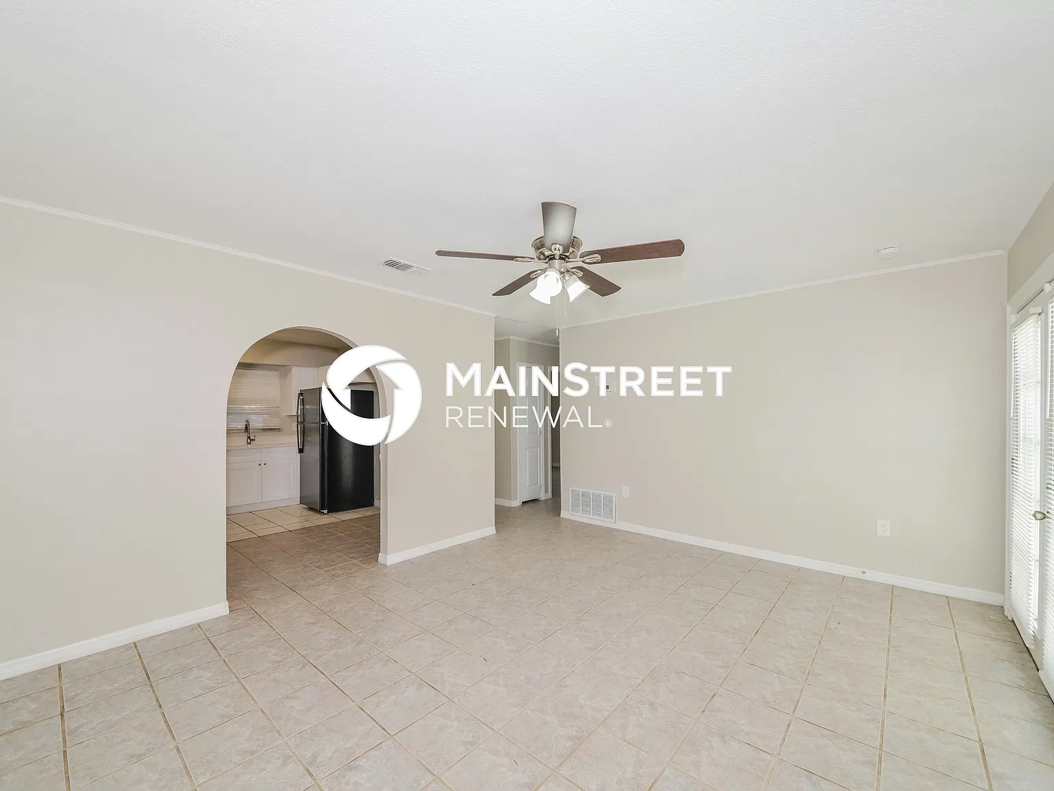 820 65th Avenue Dr W — Photo 2