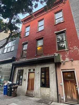 Rented by City Vista Inc | media 62