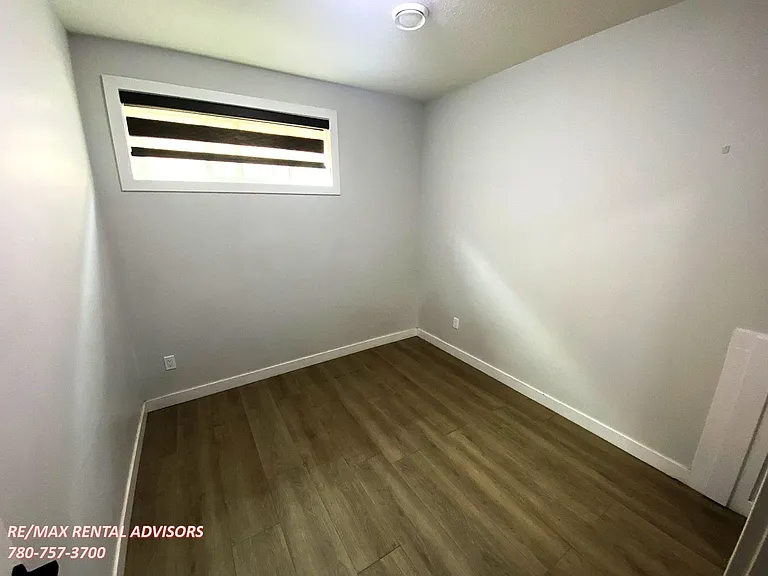 2443 15th Ave NW #BASEMENT — Photo 11
