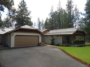 56584 Meteor Dr, Bend, OR 97707