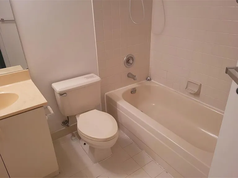 8741 Wiles Rd #305 — Photo 8