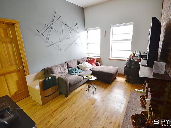 3rd image of 167 W 74th St APT 2A