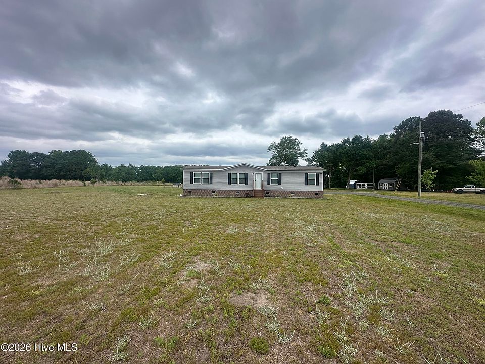2nd image of 2948 Old New Bern Road