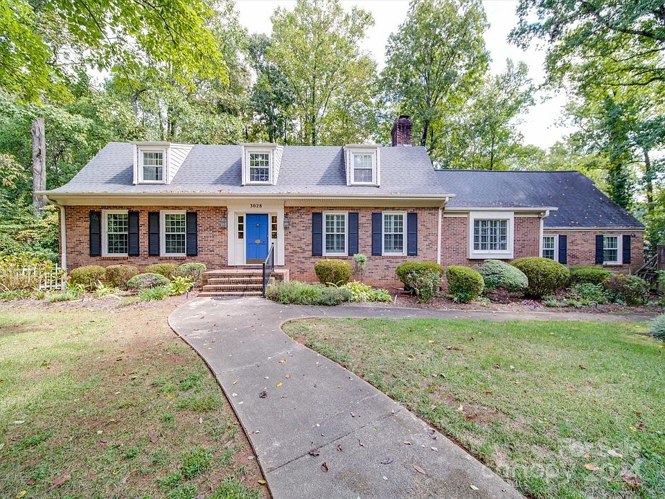1st image of 3028 Mount Vernon Dr