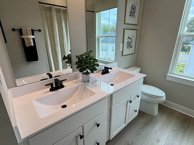 8001 Lake Laurel Ln #B — Photo 7
