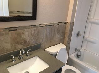 3813 Restwood Rd APT 4, Circle Pines, MN 55014