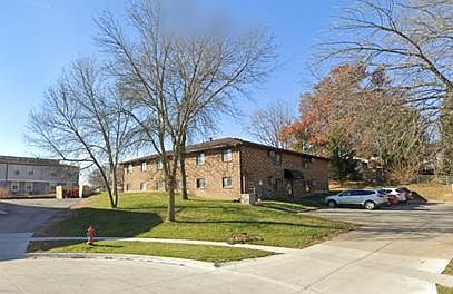 2nd image of 2437 Petsel Pl