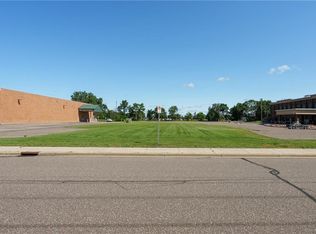 1104 W Clairemont Ave, Eau Claire, WI 54701