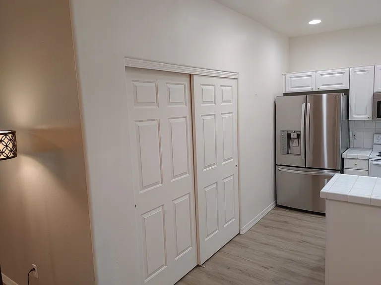 316 W Christopher Point — Photo 12