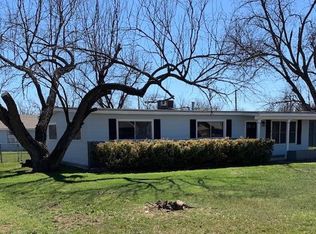 1013 E Clearwater St, San Angelo, TX 76903