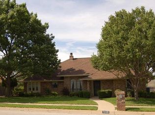 1205 Wedglea Dr, Bedford, TX 76021