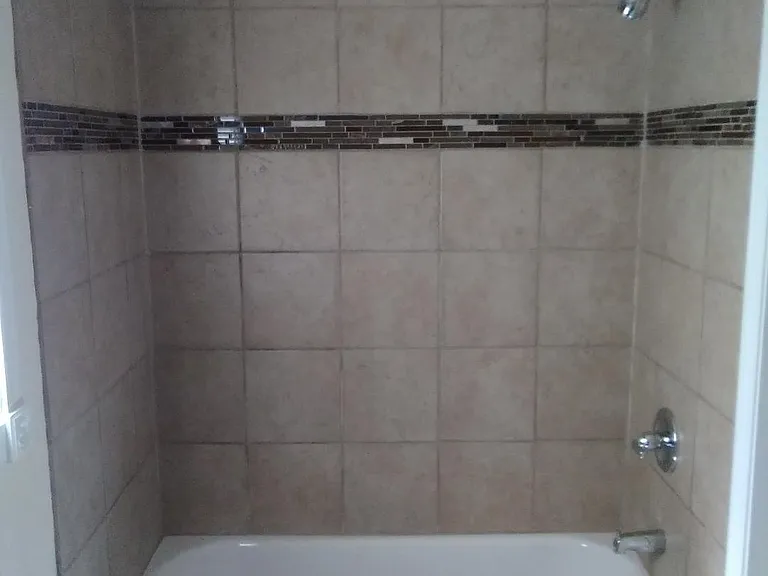 63 Orton Ave — Photo 8