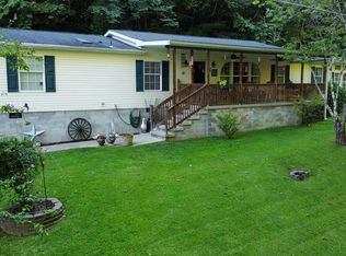 529 Hatfield Br, Mc Carr, KY 41544