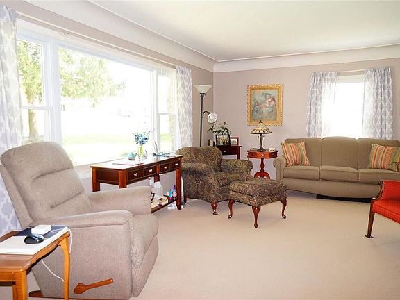4th image of 2114 Ganton Dr